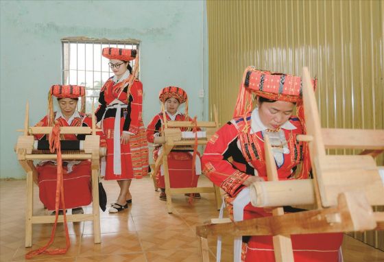 Ảnh của Tuyên Quang chuyển hóa chênh lệch thành động lực bứt phá trong giảm nghèo